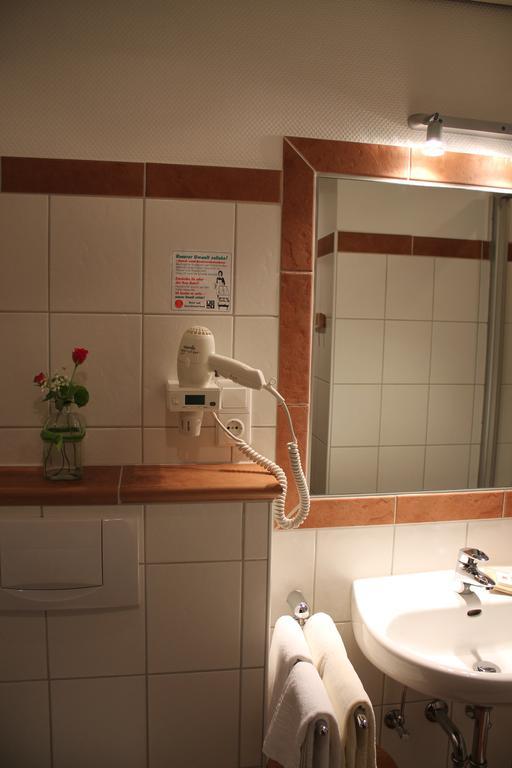 Wuellner'S Landgasthof Schmallenberg Room photo
